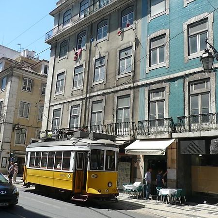 Отель Pensao Prata Лиссабон Экстерьер фото
